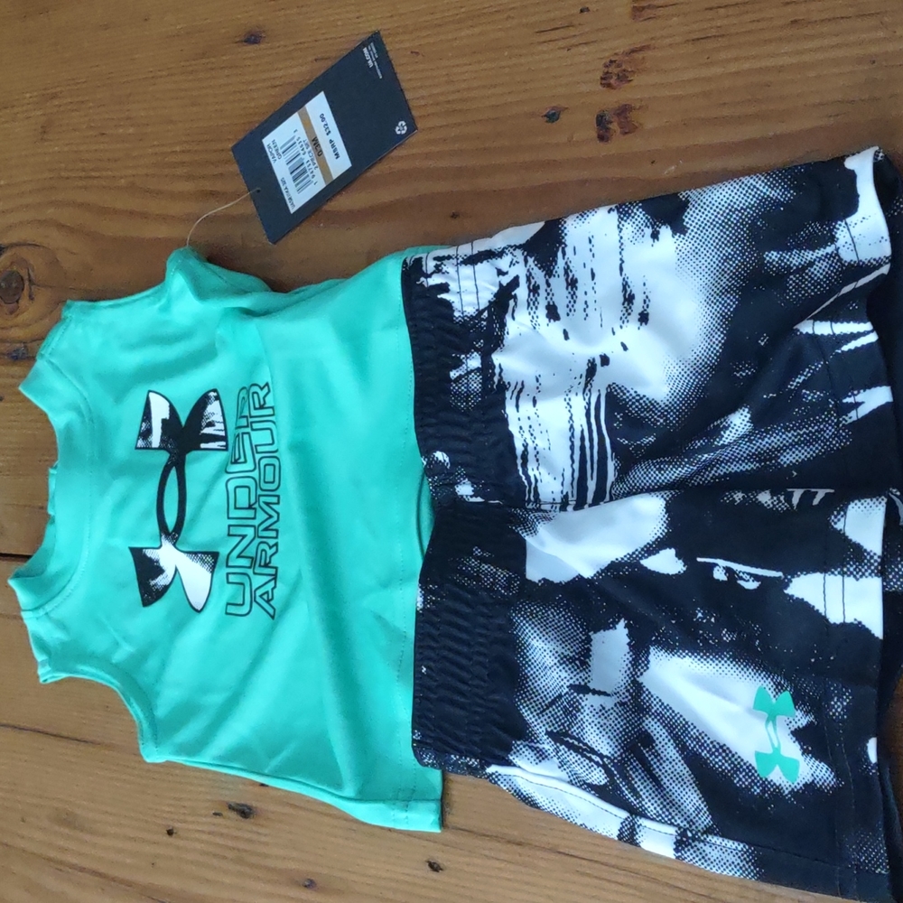 Nwt Under Armour sz 0/3 months short tank outfit